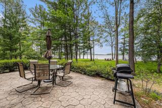 Relax & Explore Waterfront Crawford Lake Cottage 4878 - 0
