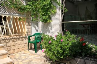 Apartments by the sea Ivan Dolac, Hvar - 8711 - 1