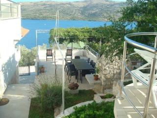 Seaside family friendly house with a swimming pool Poljica, Trogir - 8661 - 1