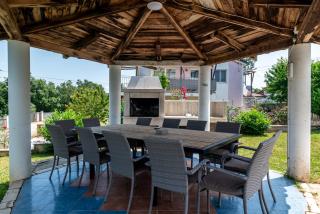 Holiday house with a swimming pool Radmani, Porec - 16440 - 1