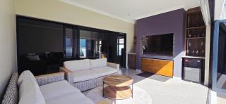 Albatross Holiday Home - 8