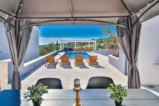 Family friendly house with a swimming pool Zecevo Rtic, Rogoznica - 10307 - 2