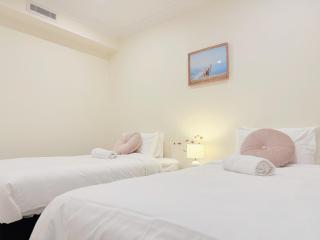 The Grand Six at Rochedale - 2