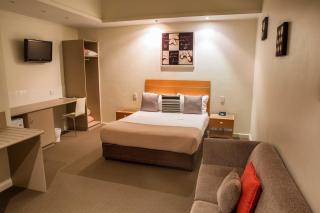 Burkes Hotel Motel - 0