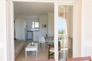 2 bedroom apartment in Aiguafreda Begur. Sea views terrace and pool Ref:H11 - 5