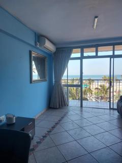 27 on North Beach - Durban - 8