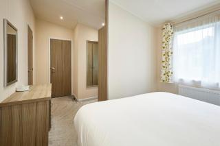 Woodpecker Lodge with Hot Tub - 9