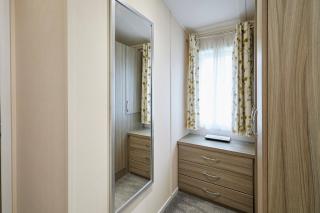 Woodpecker Lodge with Hot Tub - 1