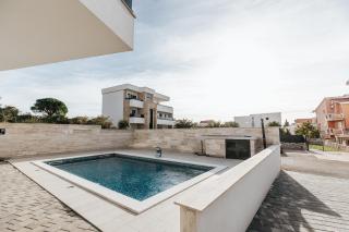 Aurelia Pool Apartments - 9