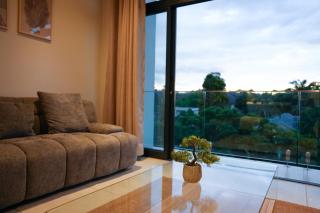 Secure and modern private flat Houghton Estate - 0