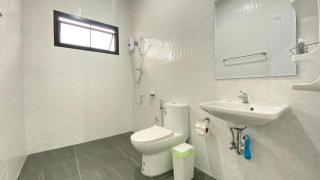 Cozy Houses "White Sally" - 2