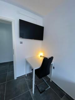 Moderne 2 Zimmer Wohnung Küche und Bad im Zentrum - 5