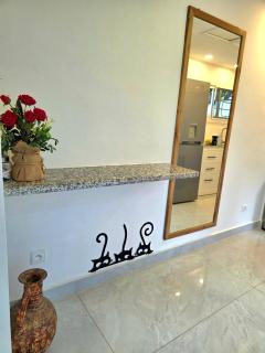 Cozy apartment with private patio - 4