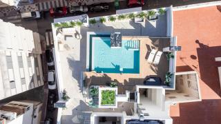 Elegant Beachside 2 Bedroom with Rooftop Pool - Estepona - 2