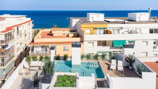 Elegant Beachside 2 Bedroom with Rooftop Pool - Estepona - 4
