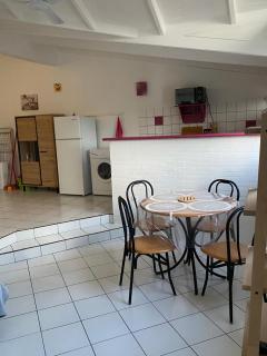 Centre Ste Anne plage & commerces à 200m - 4