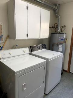 Riverside Cabin with Rare Claw-Foot Bathtub, Montana - 4