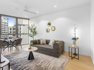 1BR Retreat- City & River Views Queen's Wharf - 9