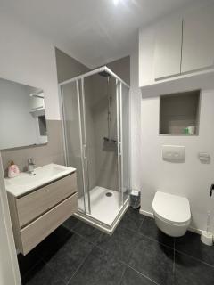 Sunny London Accomodation - 1