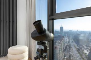 Stylish Apartment with City Views and Parking in the Prestigious Hanza Tower with Swimming Pool by Noclegi Renters - 6