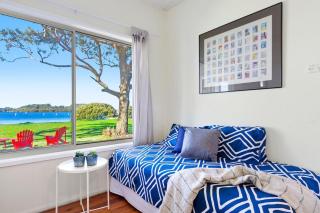 Noddys Charming Waterfront Cottage - 7