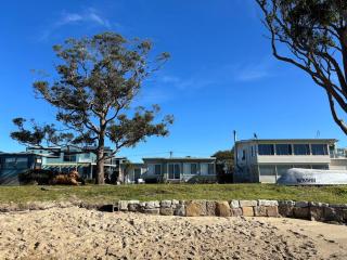 Noddys Charming Waterfront Cottage - 6