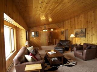 Secluded Cabin Rental Nestled in Woods of Snow King Mountain near Jackson Hole - 3
