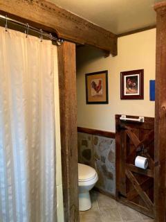 Rustic Log Cabin with Spectacular Mountain Vistas in Piedmont Region, Virginia - 7