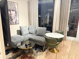 628 One Rosebank with On-Site Rooftop Restaurant - 9