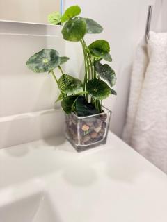 628 One Rosebank with On-Site Rooftop Restaurant - 7