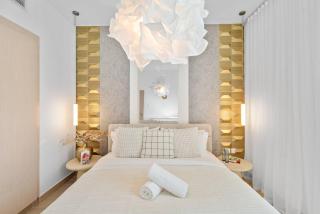 Luxury Waters Edge Residence Apartment - 5