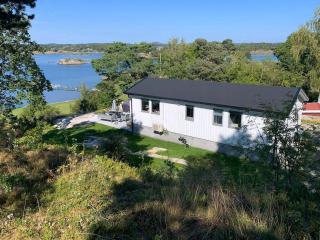 Seaside Cabin With Panoramic Views Of Viksfjord - 9