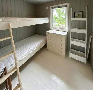 Seaside Cabin With Panoramic Views Of Viksfjord - 4