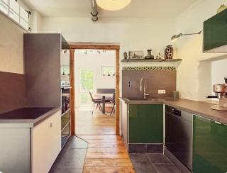 Historic Holiday Home By The Swimming Pond - 8