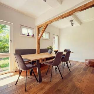 Historic Holiday Home By The Swimming Pond - 7