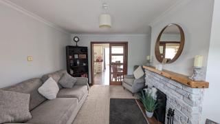 Sydenham Serenity: Bright Home with Conservatory - 0