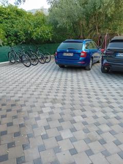 Holiday house with a swimming pool Kastel Luksic, Kastela - 24815 - 1