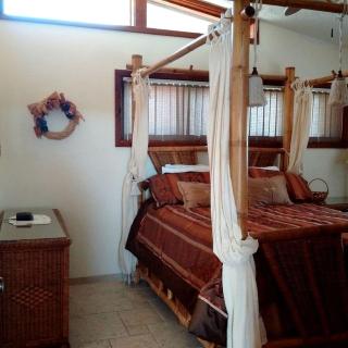 Waterside Cottage Accommodation with Private Swimming Pool in Islamorada, Florida - 5