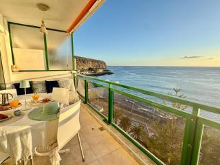 NEW The Terrace by the Sea, Infinity views, Comodoro Los Cristianos Tenerife - 4
