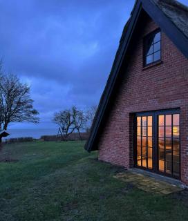 Thatched House With Own Beach On Røsnæs - 0