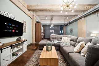 Luxury Magnolia Flat - Gym, Pool Access, Free Valet, Downtown - 6