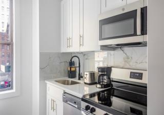 Murray Hill 2 Bed Furnished Apt - 3