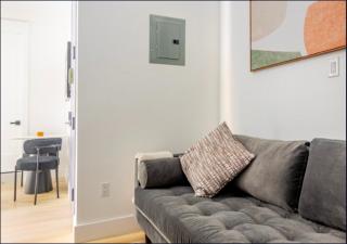 Murray Hill 2 Bed Furnished Apt - 9