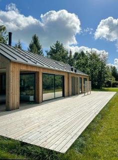 Modern And Idyllic Holiday Home With Forest Views - 9