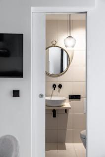 Design-Apartment mit self Check-in, Stil, Komfort & zentrale Lage #4 - 6