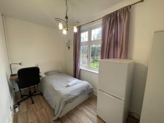 Canford house on Westbury on Trym - 7