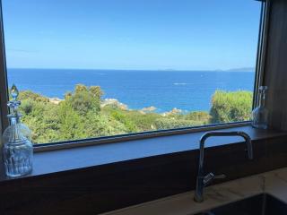 Burgundian House By The Sea In Corsica - 6