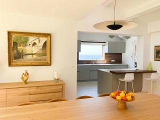 Burgundian House By The Sea In Corsica - 5