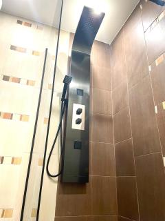 Wood & Velvet Home - 4