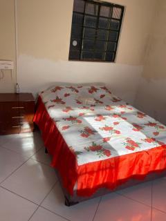 Casa acomoda 2 casal - 0